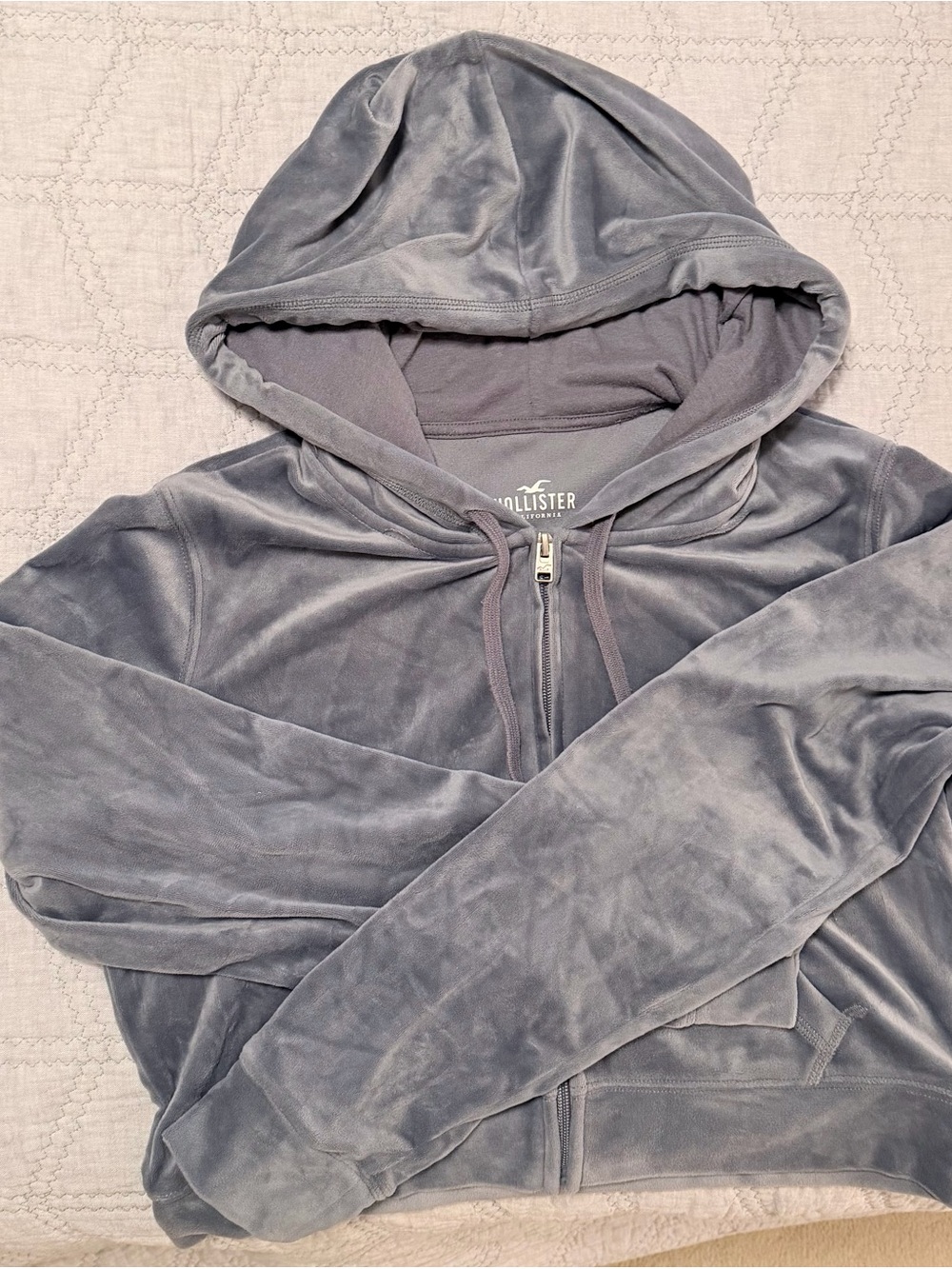 Hollister California cropped velvet hoodie blue grey